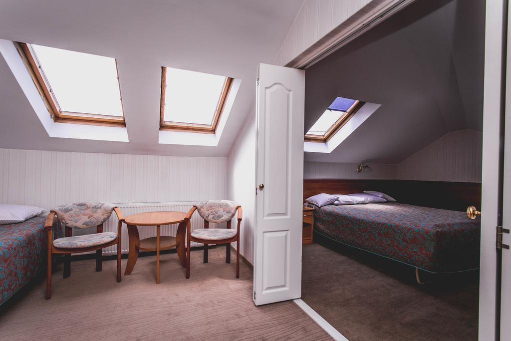 Hotel Twins Warsaw Ngoại thất bức ảnh