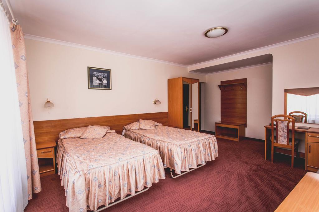 Hotel Twins Warsaw Ngoại thất bức ảnh